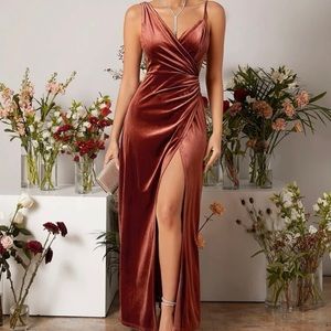 Terracotta velvet bridesmaids dress, size S (4)